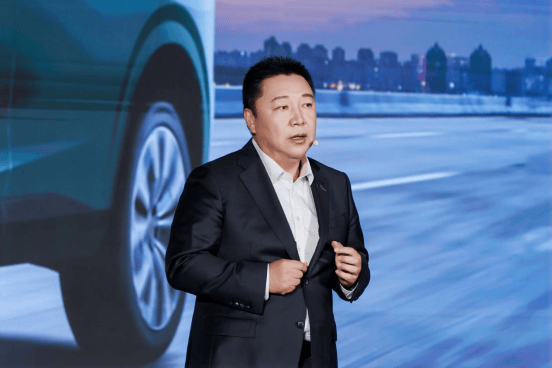 紅旗HS6 PHEV預售17.88萬起:以“新一代的紅旗”之姿,重新定義“更好的大五座”